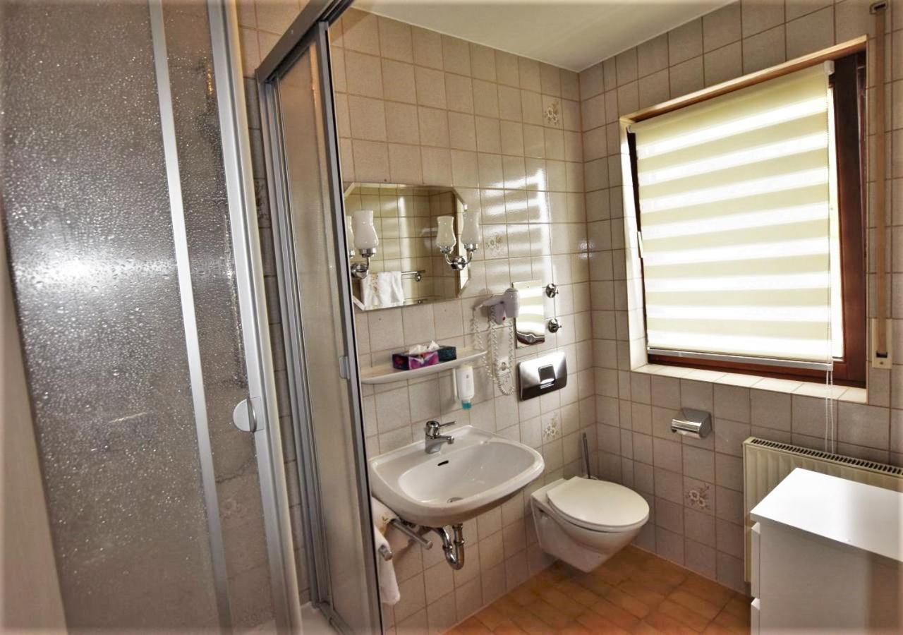 Hotel Alena - Kontaktlos Check-In Filderstadt Kültér fotó
