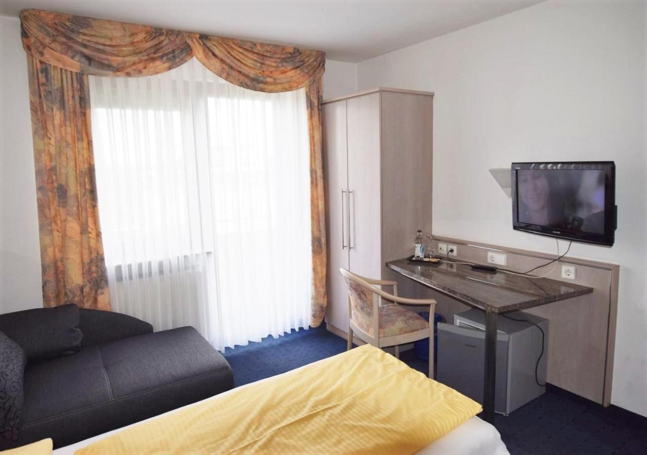 Hotel Alena - Kontaktlos Check-In Filderstadt Kültér fotó