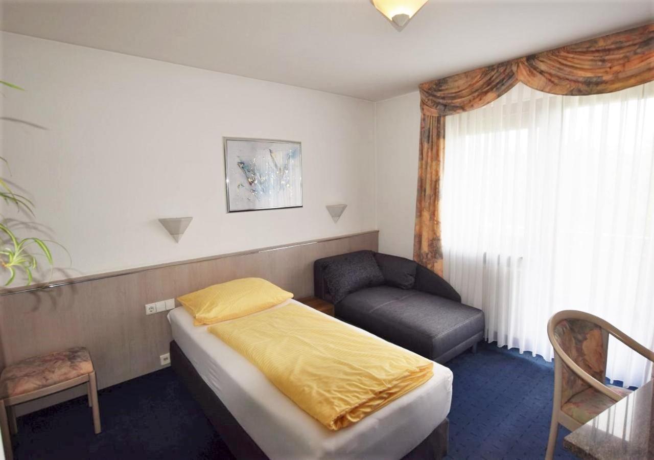 Hotel Alena - Kontaktlos Check-In Filderstadt Kültér fotó