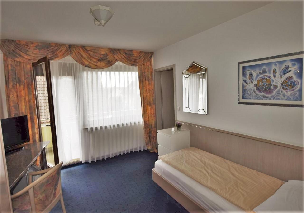 Hotel Alena - Kontaktlos Check-In Filderstadt Kültér fotó