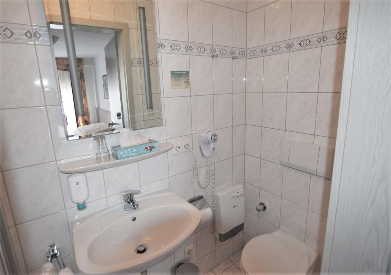 Hotel Alena - Kontaktlos Check-In Filderstadt Kültér fotó