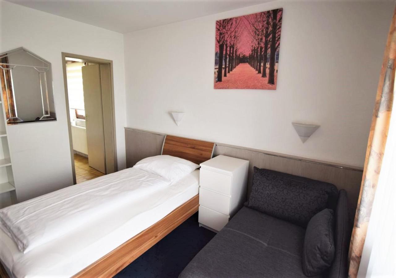Hotel Alena - Kontaktlos Check-In Filderstadt Kültér fotó