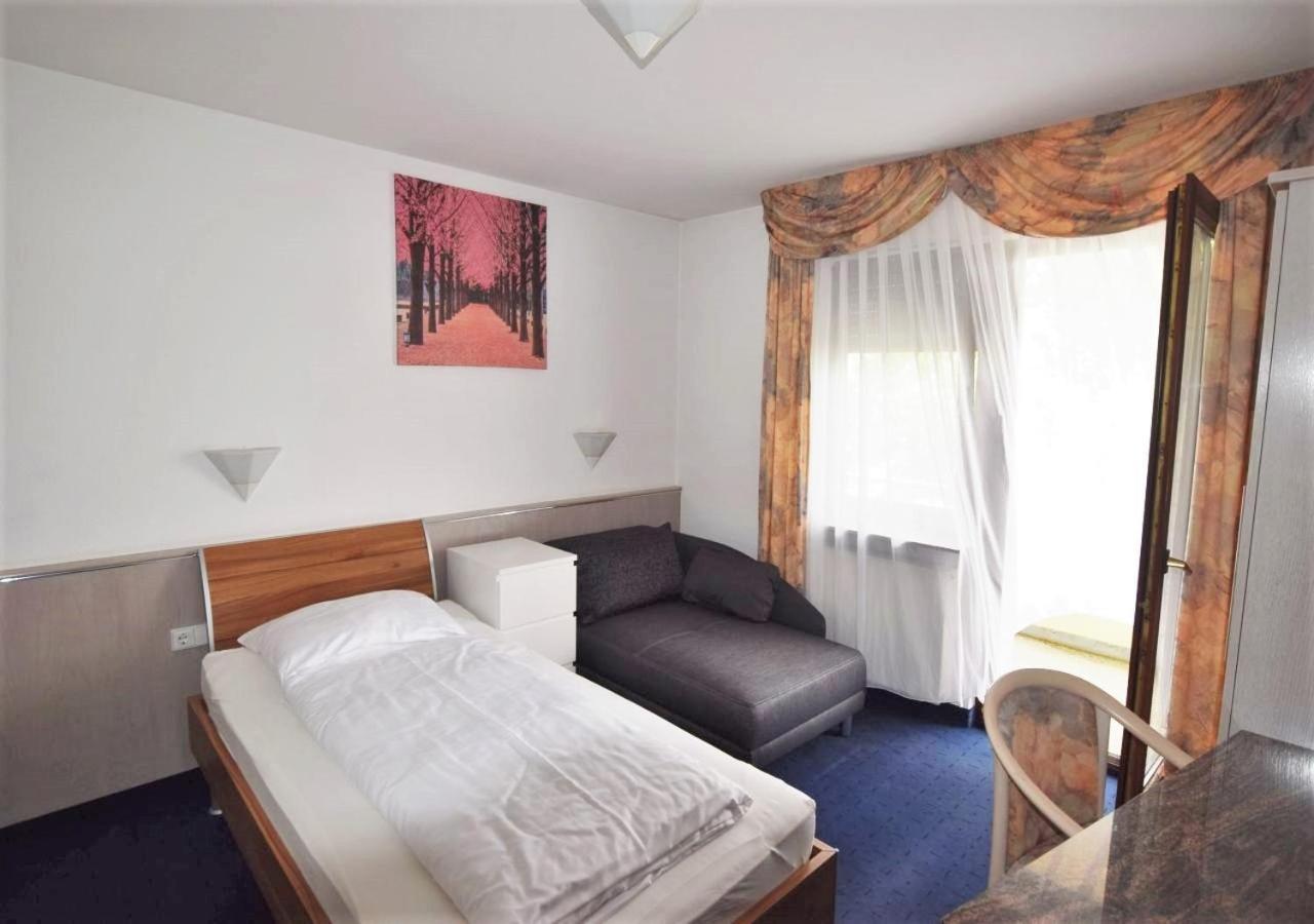 Hotel Alena - Kontaktlos Check-In Filderstadt Kültér fotó